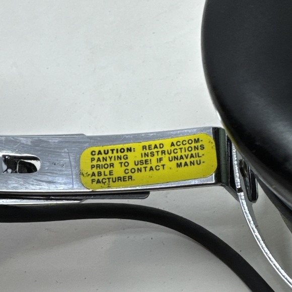 David Clark H10-13.4 Aviation Headset With Dual Plugs & C10-15 PTT Switch EUC - Picture 6 of 16